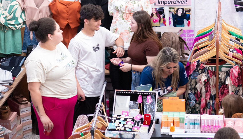 Feria Mulher Rio Negro stand
