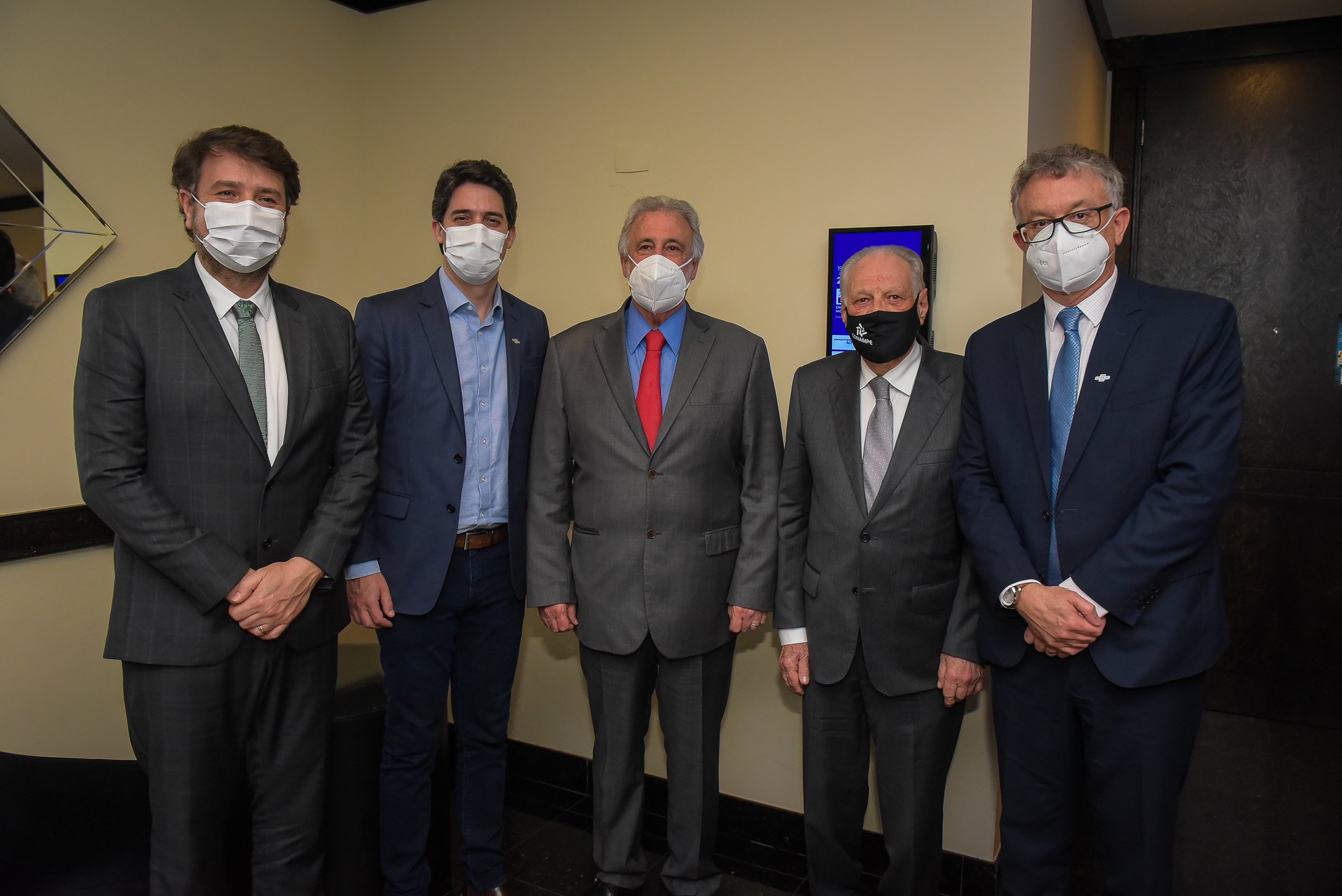 Fernando Moraes, Valdemar Bernardo Jorge, Carlos Melles, Erc&iacute;lio Santinoni e Vitor Tioqueta, no XIX Enampe