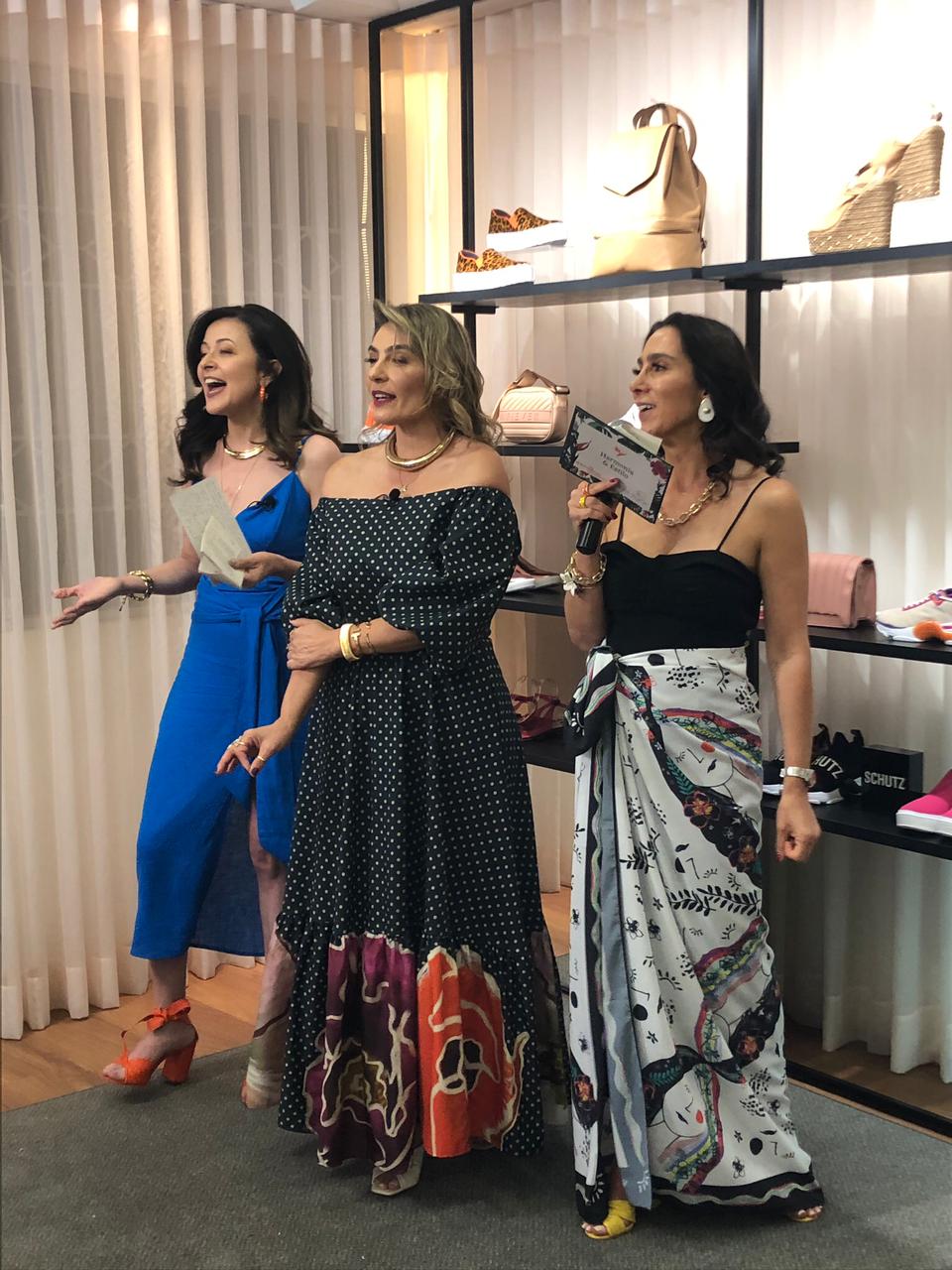 Empres&aacute;rias C&eacute;lia Lima, Luciane Pianowski e Helen Rose Neri fizeram uma parceria para live