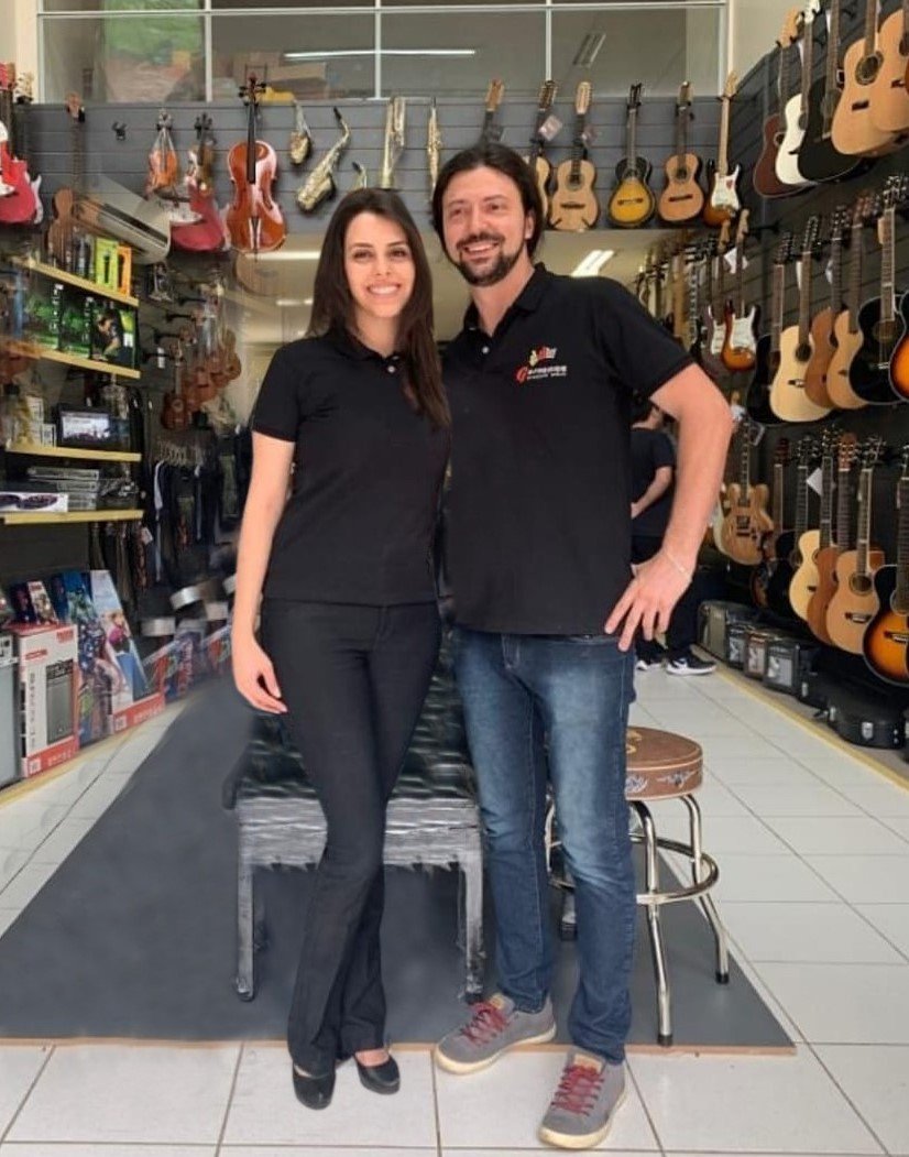 Empres&aacute;rios Dayana Andrade e Leonardo VolKweis, do sudoeste do PR
