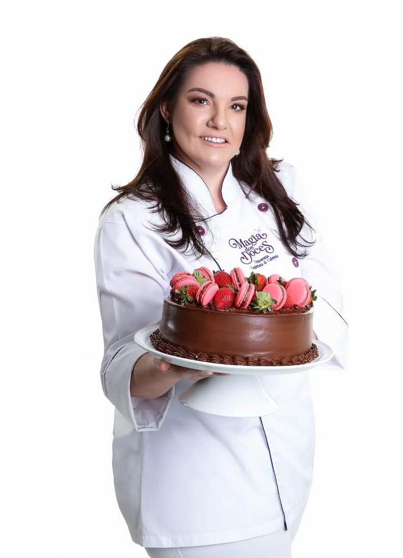 A confeiteira Carla Sandra Muller Arns