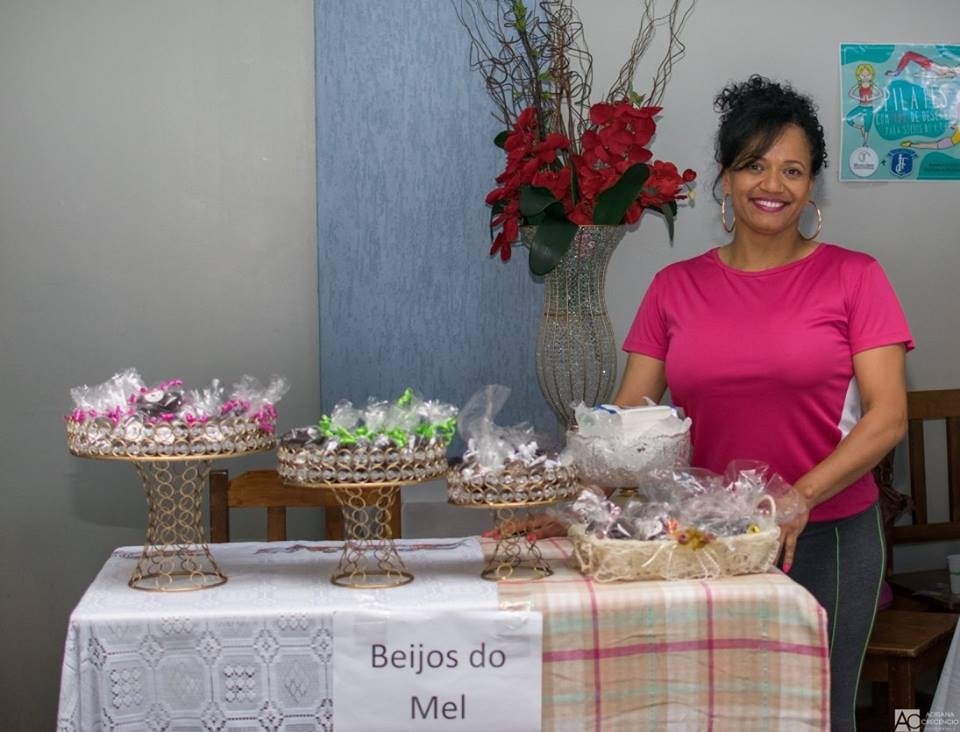 Maria Aparecida Carvalho Vaz, inaugurou em janeiro deste ano a Maria Bonita Confeitaria