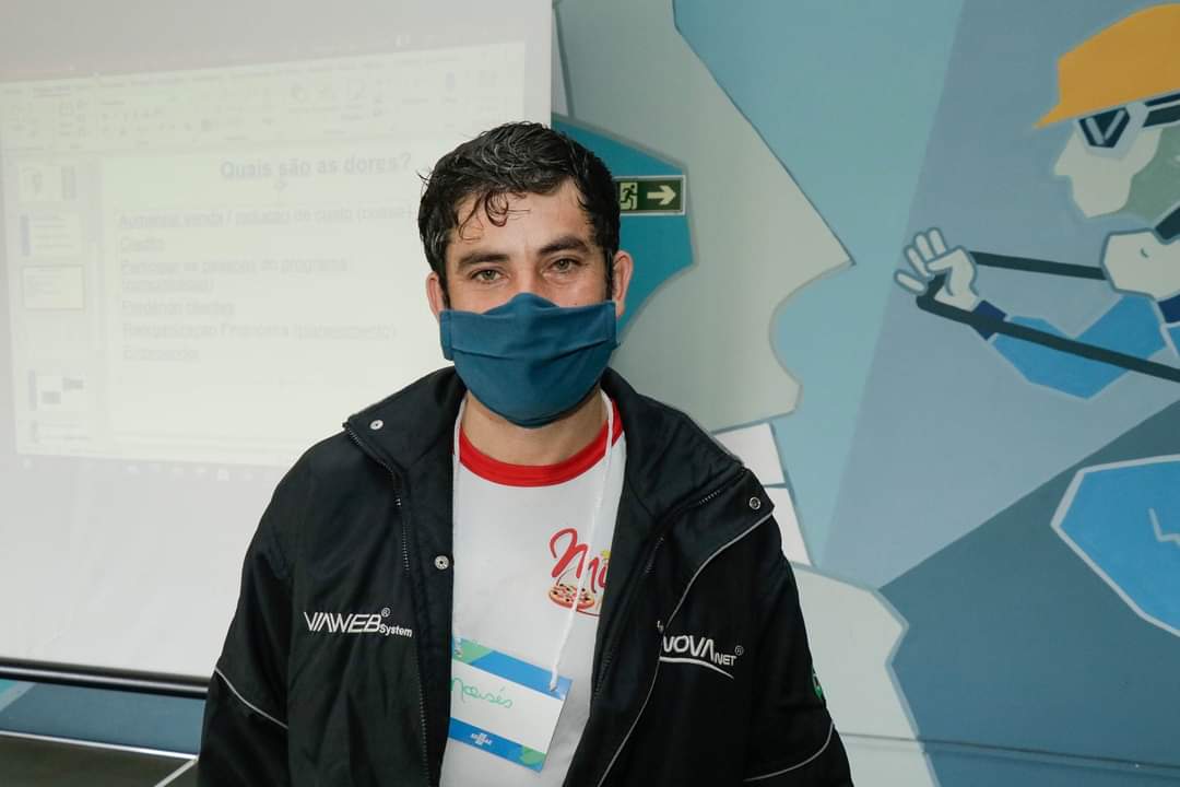 Moisés afirma que os cursos oferecidos pelo Sebrae sobre redes sociais vão ajudá-lo a reestruturar seu negócio