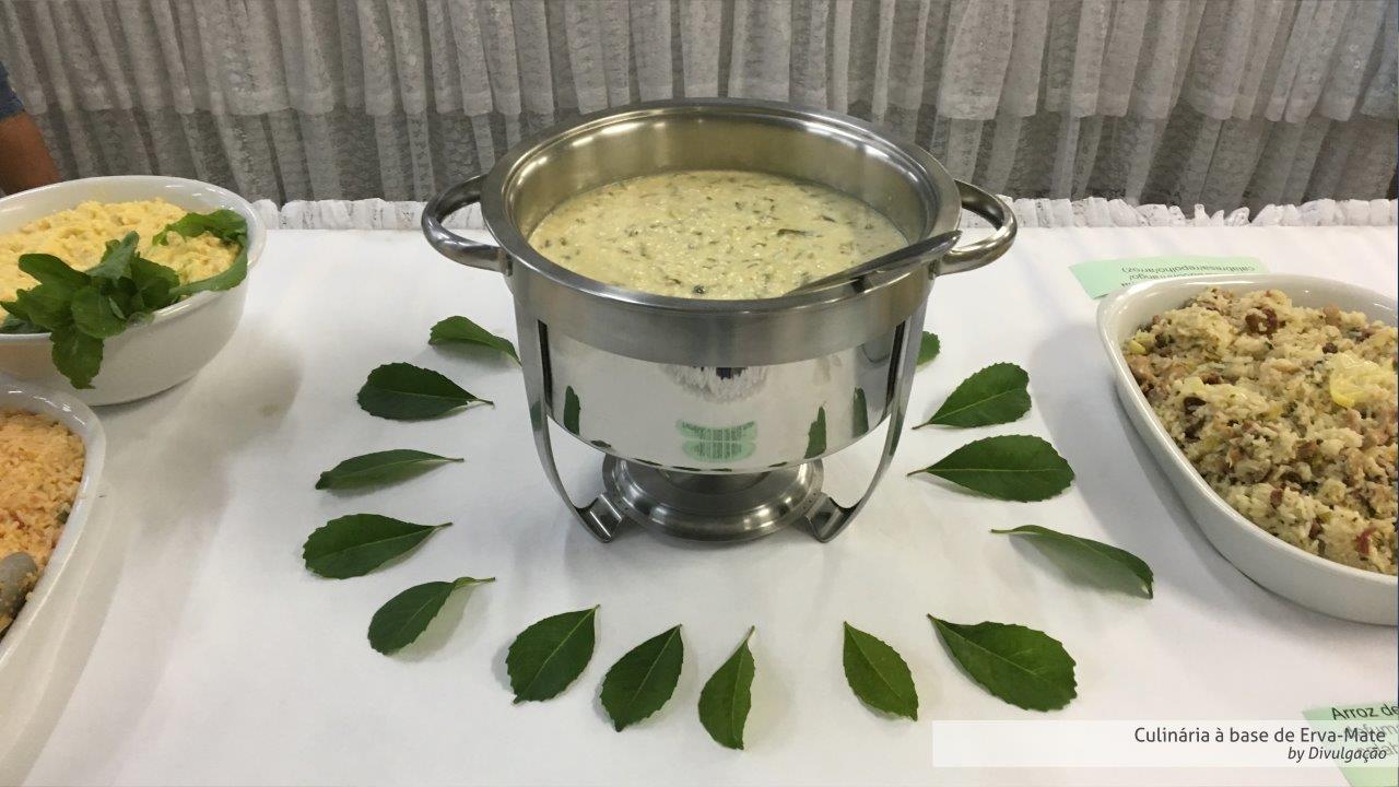 Na culin&aacute;ria, a planta tem diversas aplica&ccedil;&otilde;es 