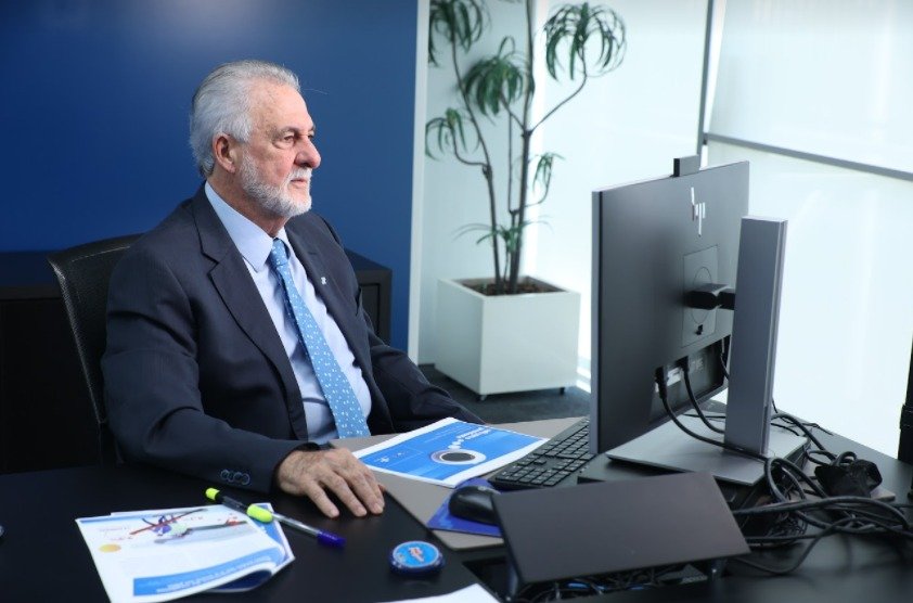 Carlos Melles apresentou o cen&aacute;rio do empreendedorismo em coletiva virtual com a imprensa