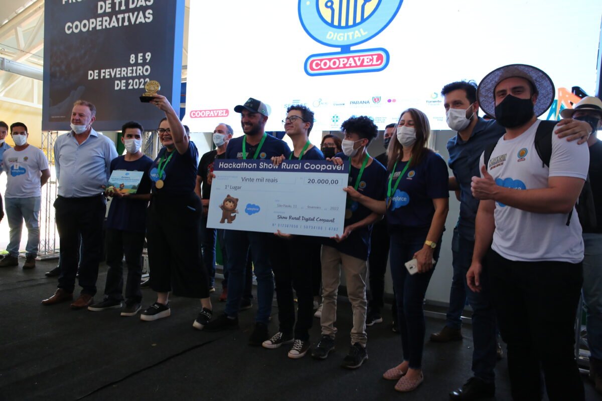 A equipe SysAgro venceu o Hackathon e faturou pr&ecirc;mio de R$ 20 mil